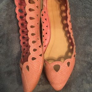 Lane Bryant cut out flats